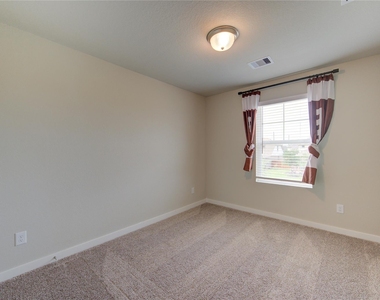 6027 Jenna Way - Photo Thumbnail 37
