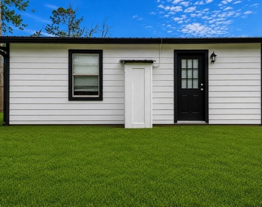 22316 E Martin Drive - Photo Thumbnail 19