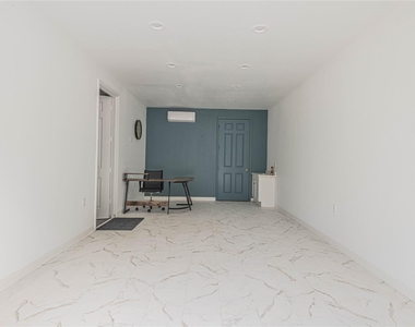 22316 E Martin Drive - Photo Thumbnail 16