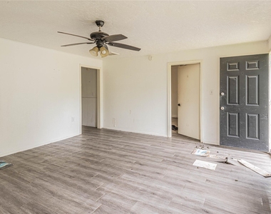 22316 E Martin Drive - Photo Thumbnail 17