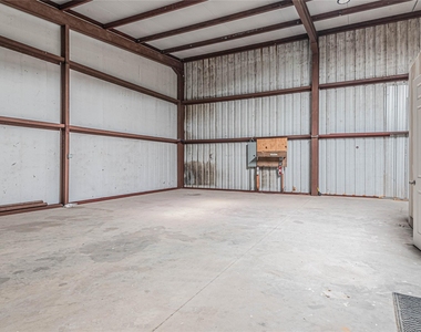 22316 E Martin Drive - Photo Thumbnail 10