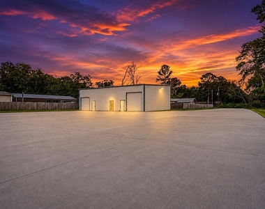 22316 E Martin Drive - Photo Thumbnail 2