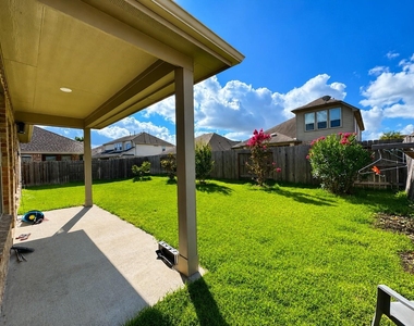 20015 Matador Ridge Drive - Photo Thumbnail 23