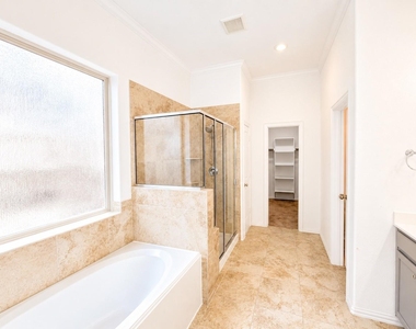 20015 Matador Ridge Drive - Photo Thumbnail 13