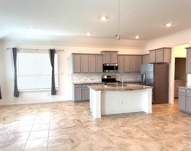 20015 Matador Ridge Drive - Photo Thumbnail 10