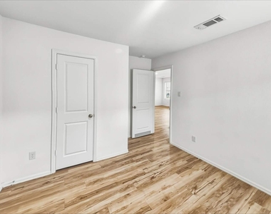 22259 Stoney Ravine Drive - Photo Thumbnail 9