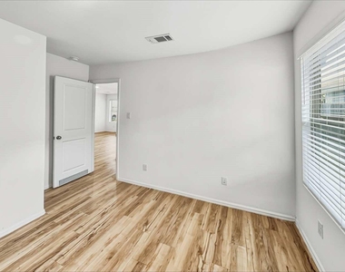 22259 Stoney Ravine Drive - Photo Thumbnail 11