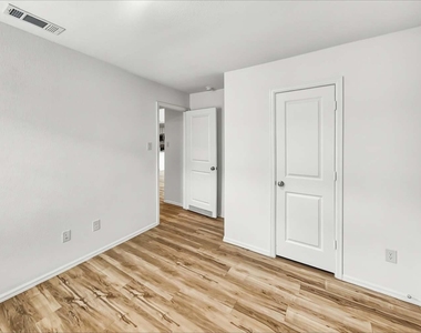 22259 Stoney Ravine Drive - Photo Thumbnail 13