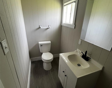 1337 W Procter Street - Photo Thumbnail 7