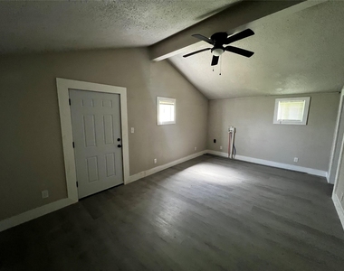 1337 W Procter Street - Photo Thumbnail 1