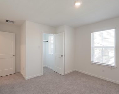 3918 Windy Whisper Drive - Photo Thumbnail 26