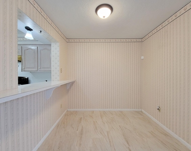 1815 Country Village Boulevard - Photo Thumbnail 19