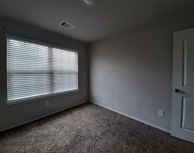 23614 Water Hickory Drive - Photo Thumbnail 7
