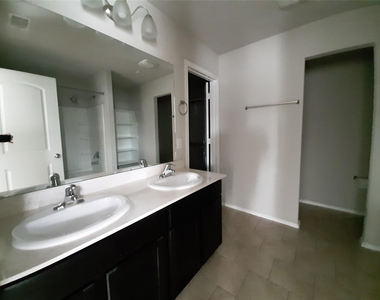 23614 Water Hickory Drive - Photo Thumbnail 12