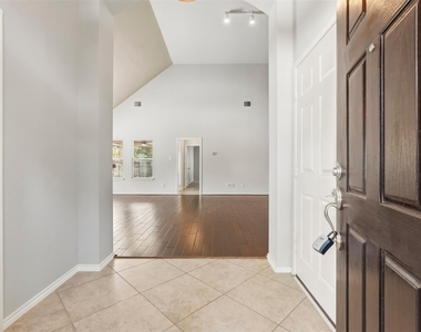 11914 Manasses Springs Lane - Photo Thumbnail 3