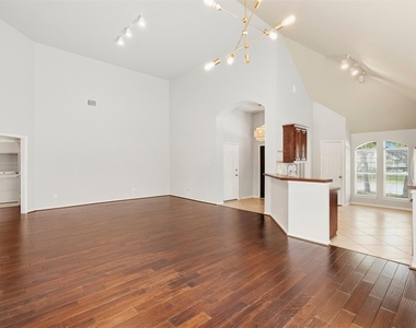 11914 Manasses Springs Lane - Photo Thumbnail 10