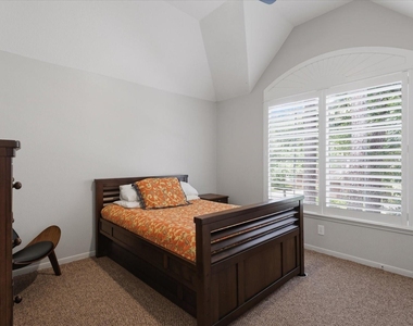34 Candle Pine Place - Photo Thumbnail 30