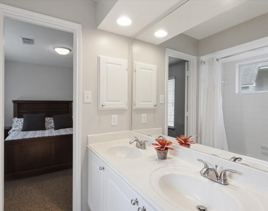 34 Candle Pine Place - Photo Thumbnail 33
