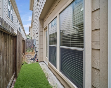 3840 Center Street - Photo Thumbnail 18