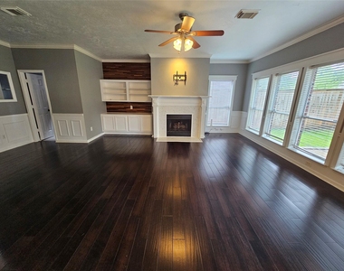 15015 Dawnbrook Drive - Photo Thumbnail 9