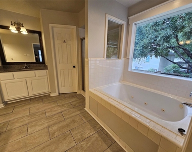 15015 Dawnbrook Drive - Photo Thumbnail 20