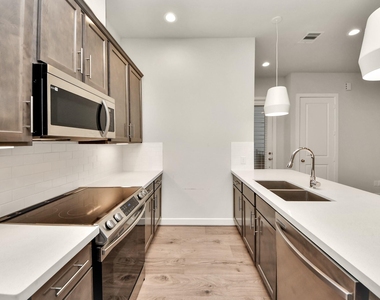 2319 Silva Park Lane - Photo Thumbnail 4