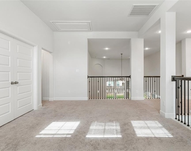 28926 Creekside Bend Drive - Photo Thumbnail 10