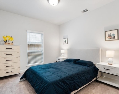 28926 Creekside Bend Drive - Photo Thumbnail 16