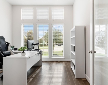 28926 Creekside Bend Drive - Photo Thumbnail 12