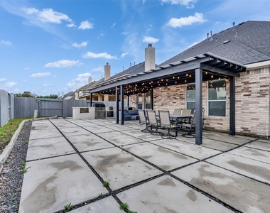 24507 Red Bluff Trail - Photo Thumbnail 30