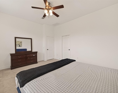 7319 Woodlark Ridge Drive - Photo Thumbnail 36