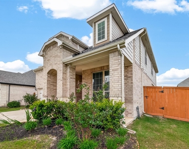 7319 Woodlark Ridge Drive - Photo Thumbnail 2