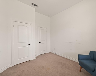 7319 Woodlark Ridge Drive - Photo Thumbnail 32