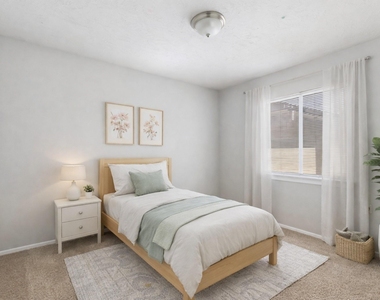 7310 Maple Walk Drive - Photo Thumbnail 17
