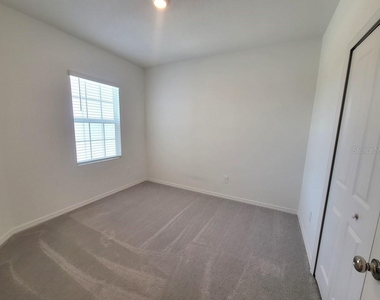 3328 Lapis Lake Drive - Photo Thumbnail 20