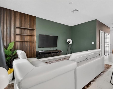 1363 Captiva Cove - Photo Thumbnail 15
