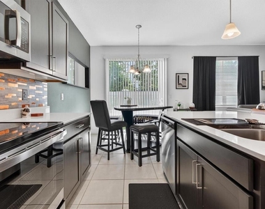1363 Captiva Cove - Photo Thumbnail 12