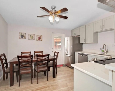 514 Ulelah Avenue - Photo Thumbnail 3