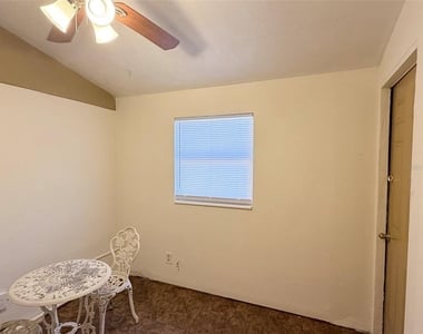 5541 Lown Street N - Photo Thumbnail 19