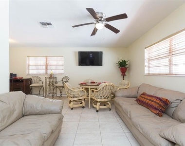 2504 E 12th Avenue - Photo Thumbnail 6