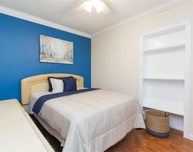 2504 E 12th Avenue - Photo Thumbnail 2