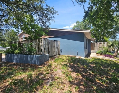 7602 W Powhatan Avenue - Photo Thumbnail 14
