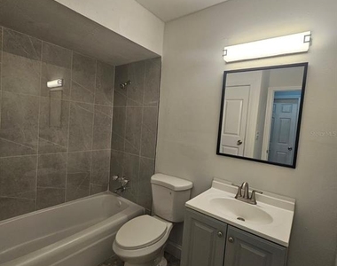 7602 W Powhatan Avenue - Photo Thumbnail 8