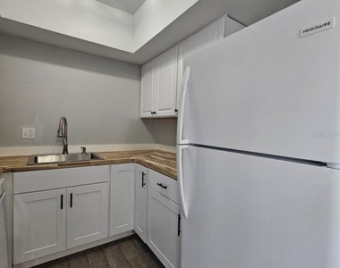 7602 W Powhatan Avenue - Photo Thumbnail 3