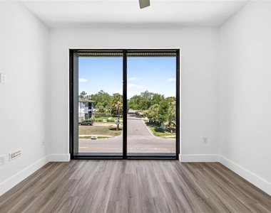4426 W Euclid Avenue - Photo Thumbnail 29