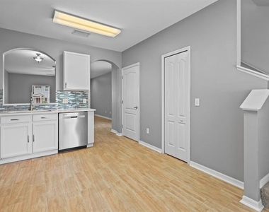 5879 Fishhawk Ridge Drive - Photo Thumbnail 15