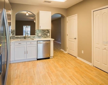 5879 Fishhawk Ridge Drive - Photo Thumbnail 3
