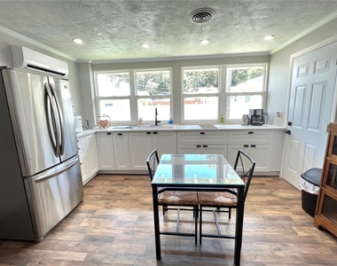 3806 6th Avenue N - Photo Thumbnail 8