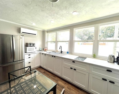 3806 6th Avenue N - Photo Thumbnail 3