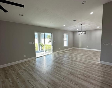 1501 Nw 4th Street - Photo Thumbnail 20